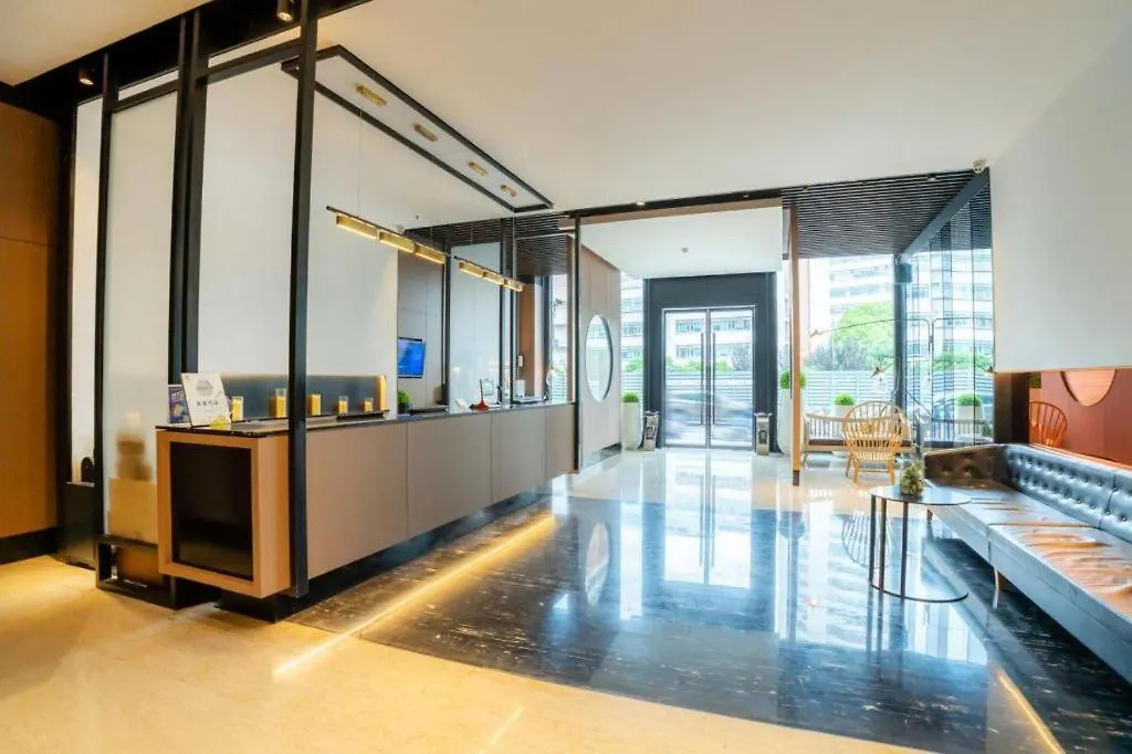 Yitel Hotel Shanghai Hongqiao Caohejing Hongmei Road Metro Station