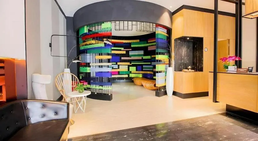 Yitel Hotel Shanghai Hongqiao Caohejing Hongmei Road Metro Station