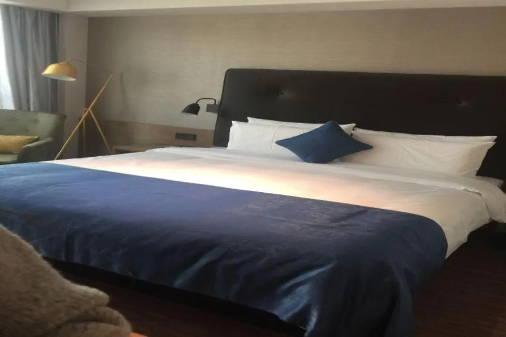Yitel Hotel Shanghai Hongqiao Caohejing Hongmei Road Metro Station