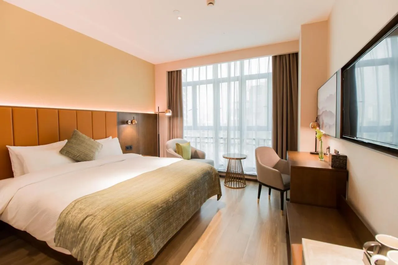 Yitel Hotel Shanghai Hongqiao Caohejing Hongmei Road Metro Station 4*,