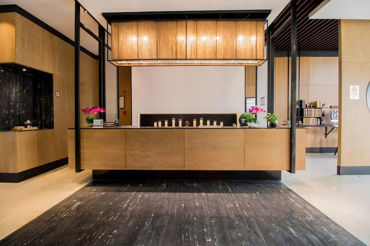 Yitel Hotel Shanghai Hongqiao Caohejing Hongmei Road Metro Station